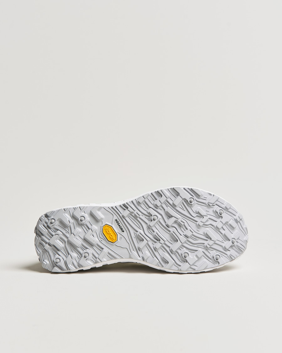 Norda 001 Running Sneakers White
