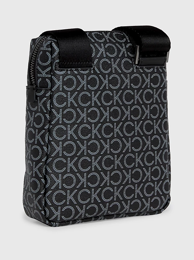 Bolsa de ombro pequena com logotipo reciclado
