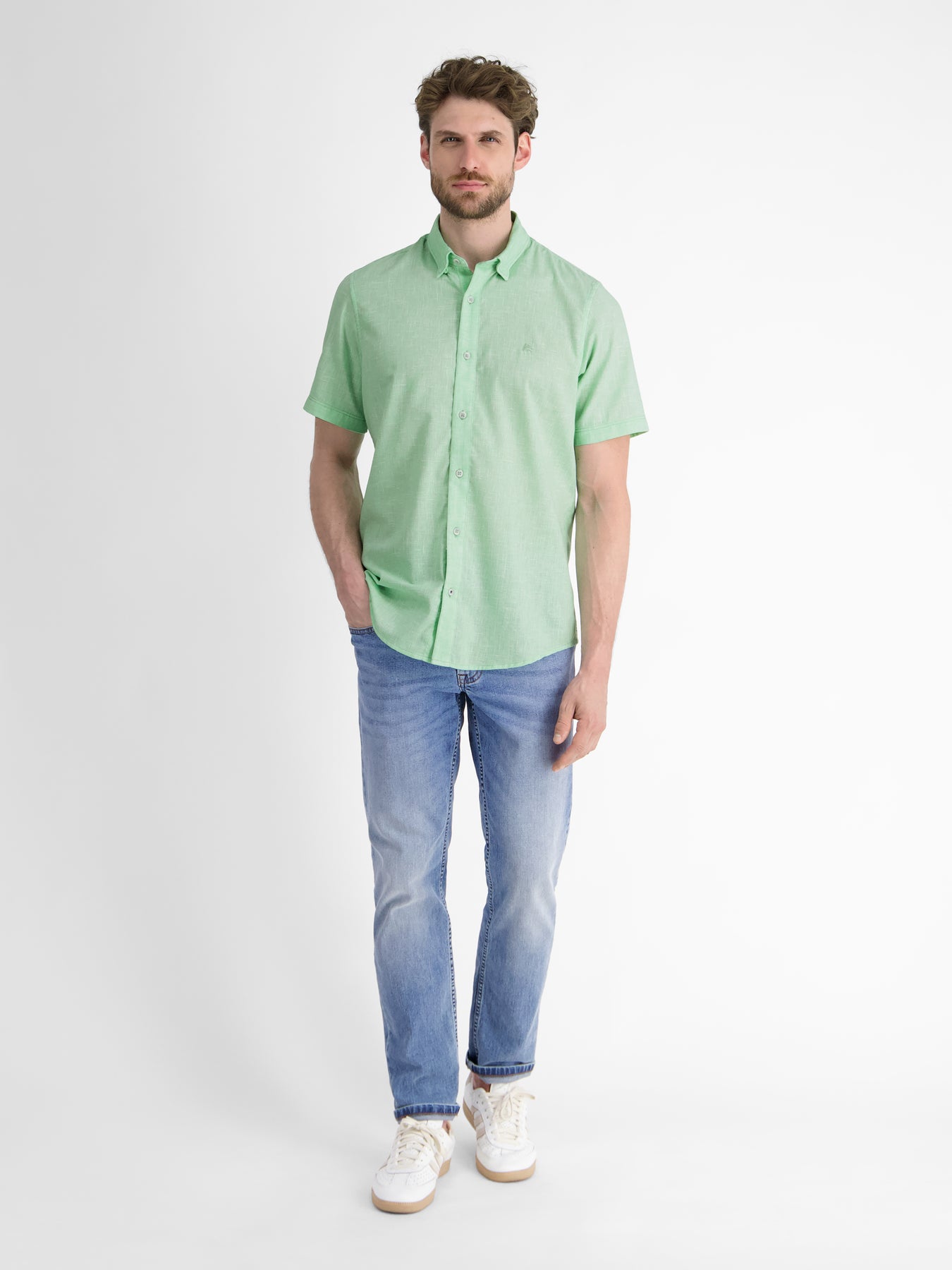 Kurzarmhemd mit verdecktem Button-down-Kragen
