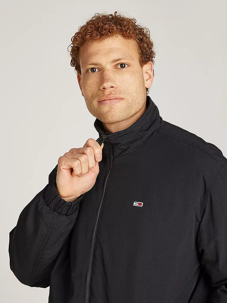 TOMMY JEANS Jacke  schwarz
