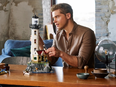 LEGO Gemotoriseerde vuurtoren (21335)