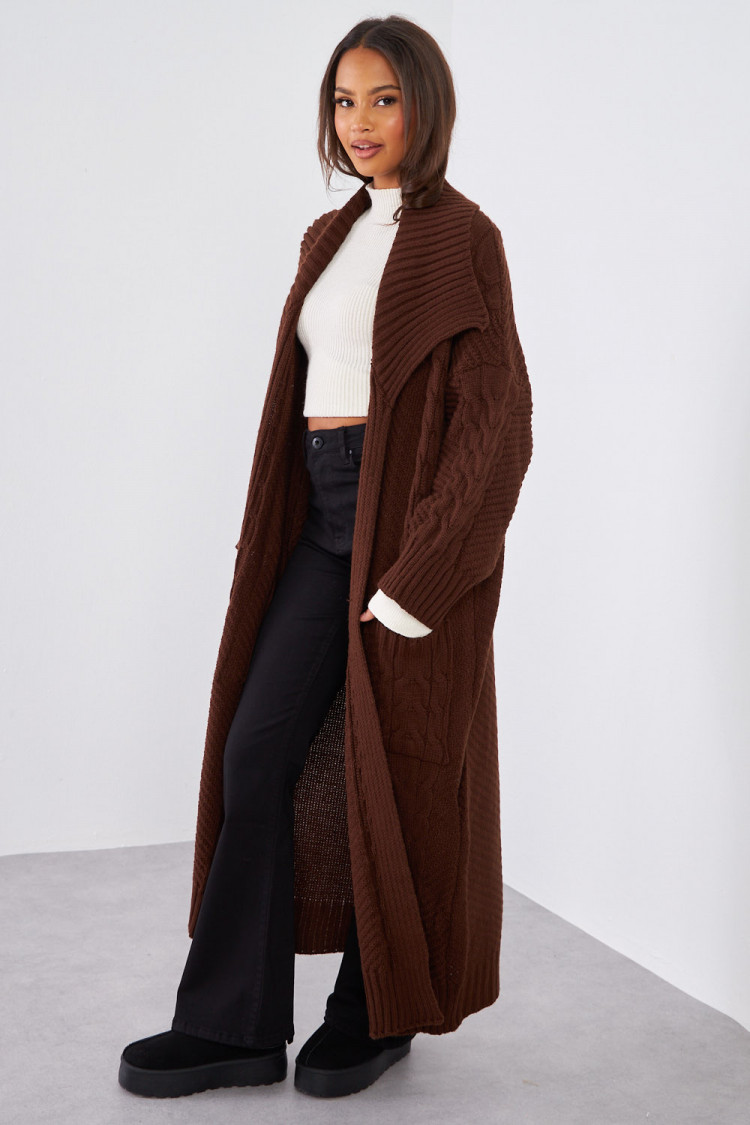 Gilet marron en maille long à col