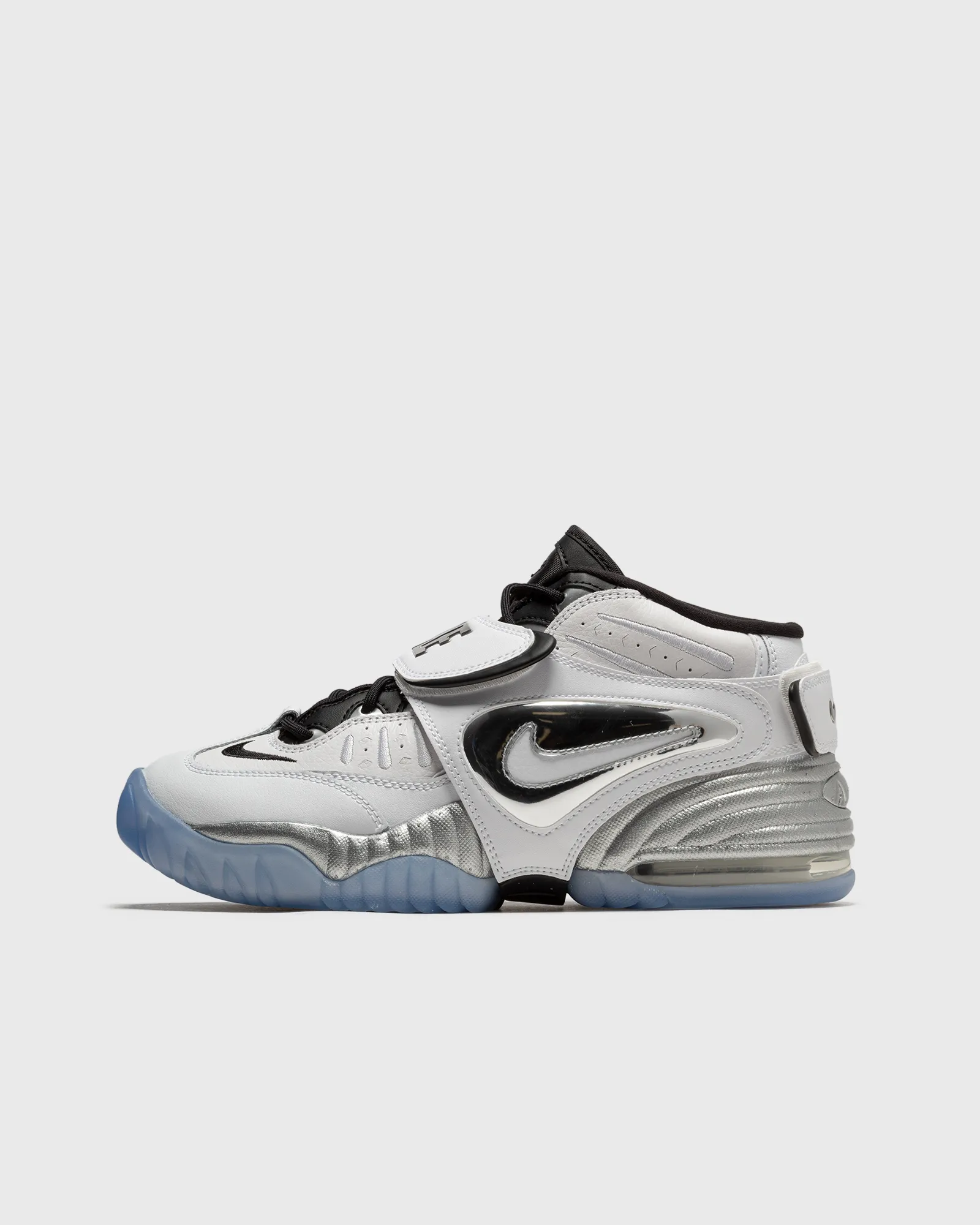 Nike WMNS AIR ADJUST FORCE 2023