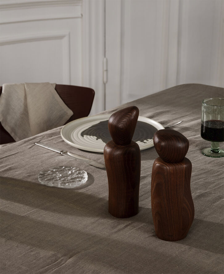 ferm LIVING Cairn Grinder Dark brown