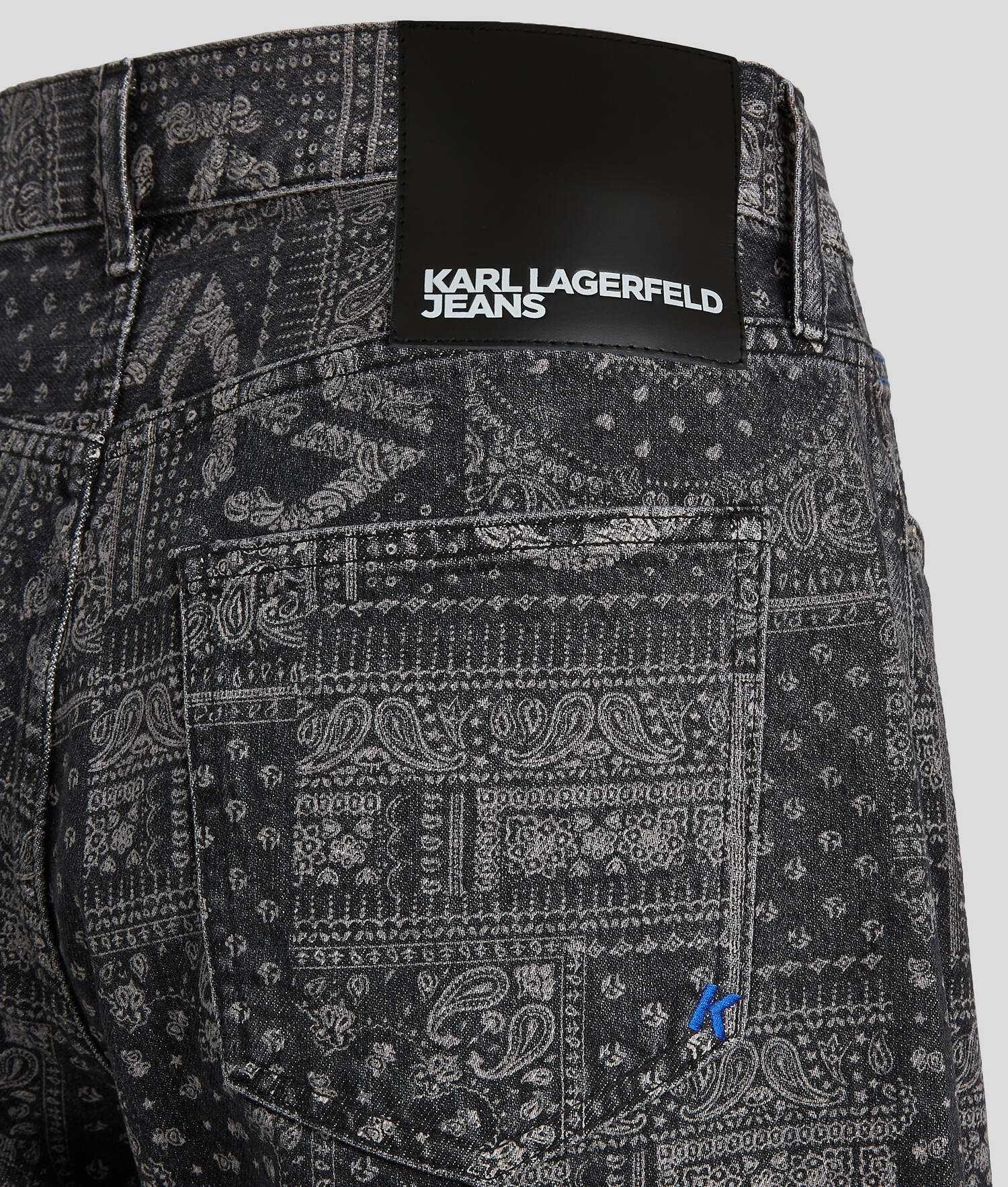 JEAN BAGGY TAILLE HAUTE IMPRIMÉ BANDANA KLJ