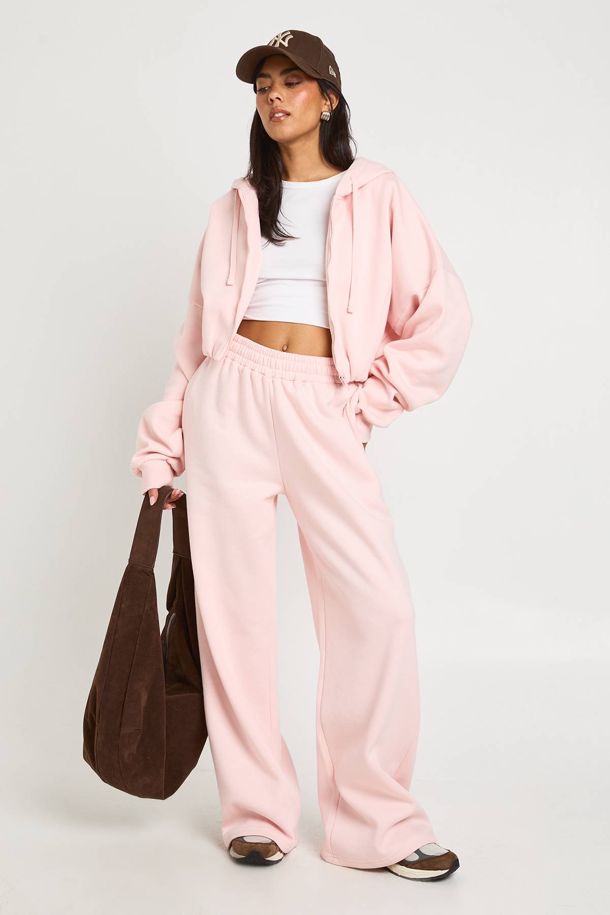 boohoo Ensemble de Jogging Sweat à Casynthétiqueche Court Ourlet Bouffant