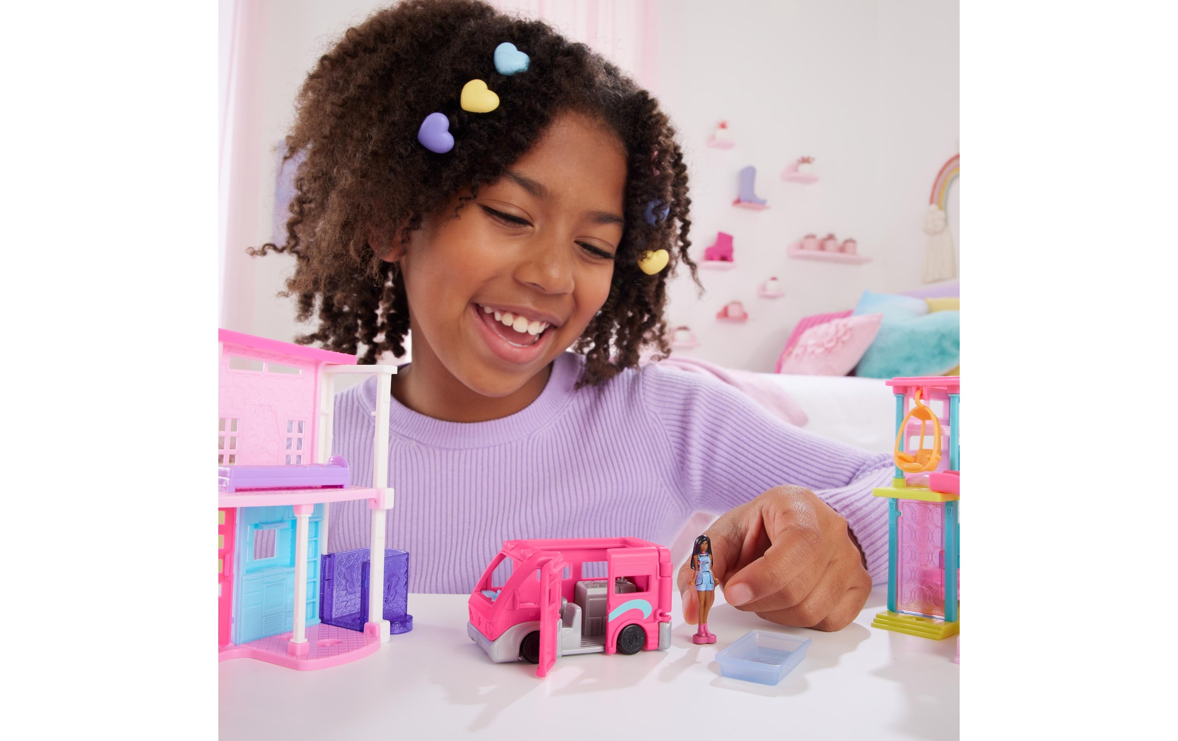 Barbie Anziehpuppe »Mini BarbieLand Camper«