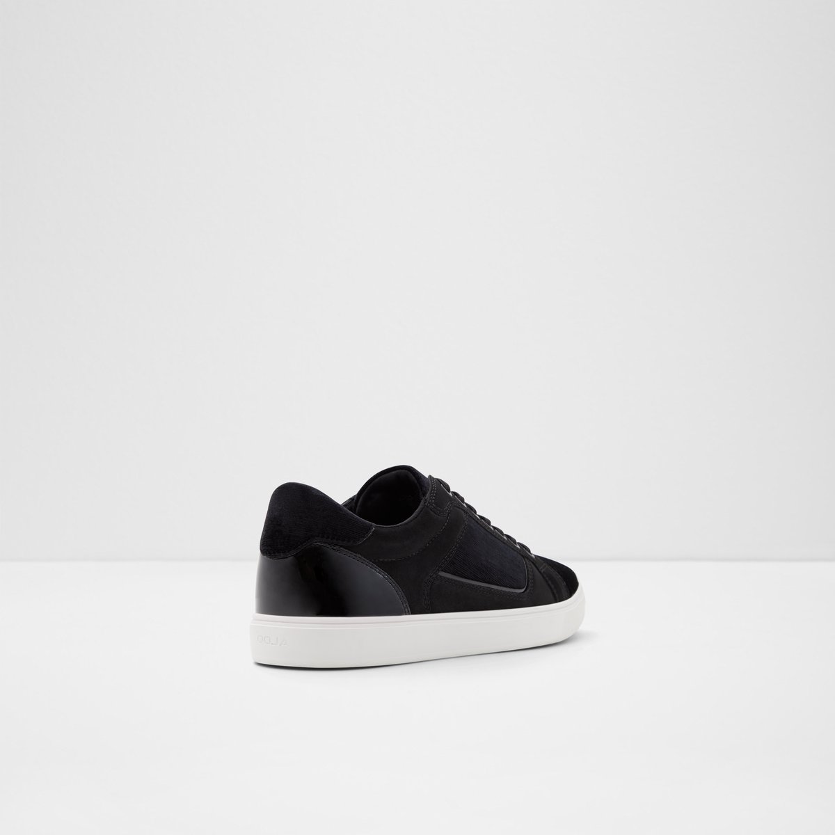 Popstep Black Textile Men Low top
