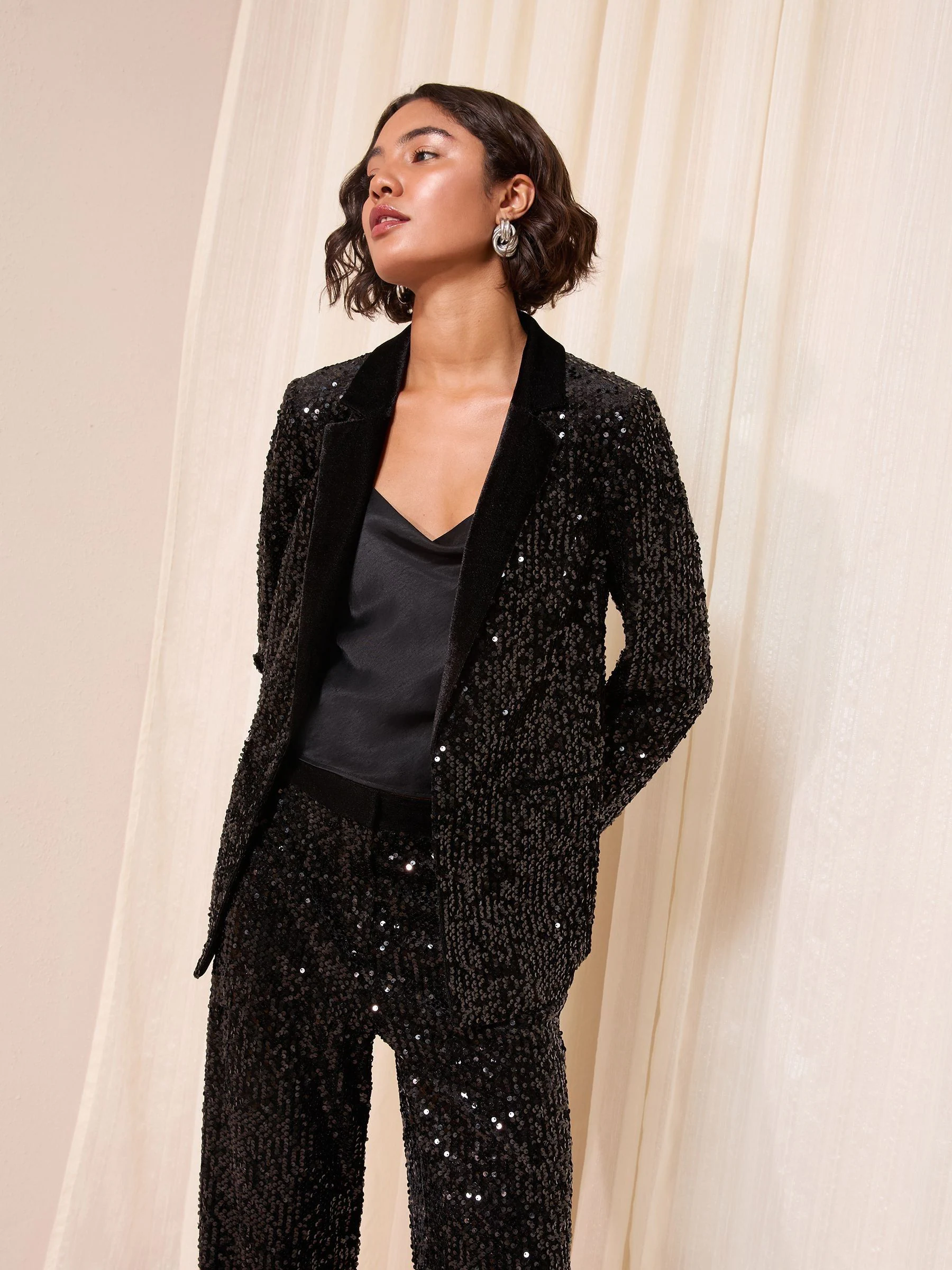 Zwart - Friends Like These - Fluwelen blazer met lovertjes