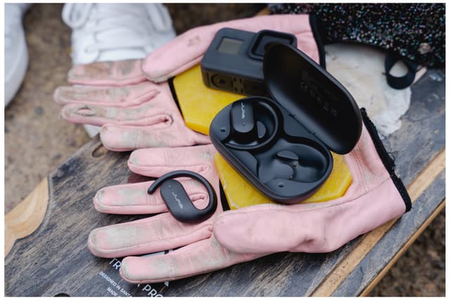 JLab Jbuds Open Sport 2 trådløse in-ear-hovedtelefoner (sort)