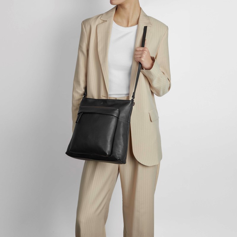 Markberg<br>Crossbody Jaelyn