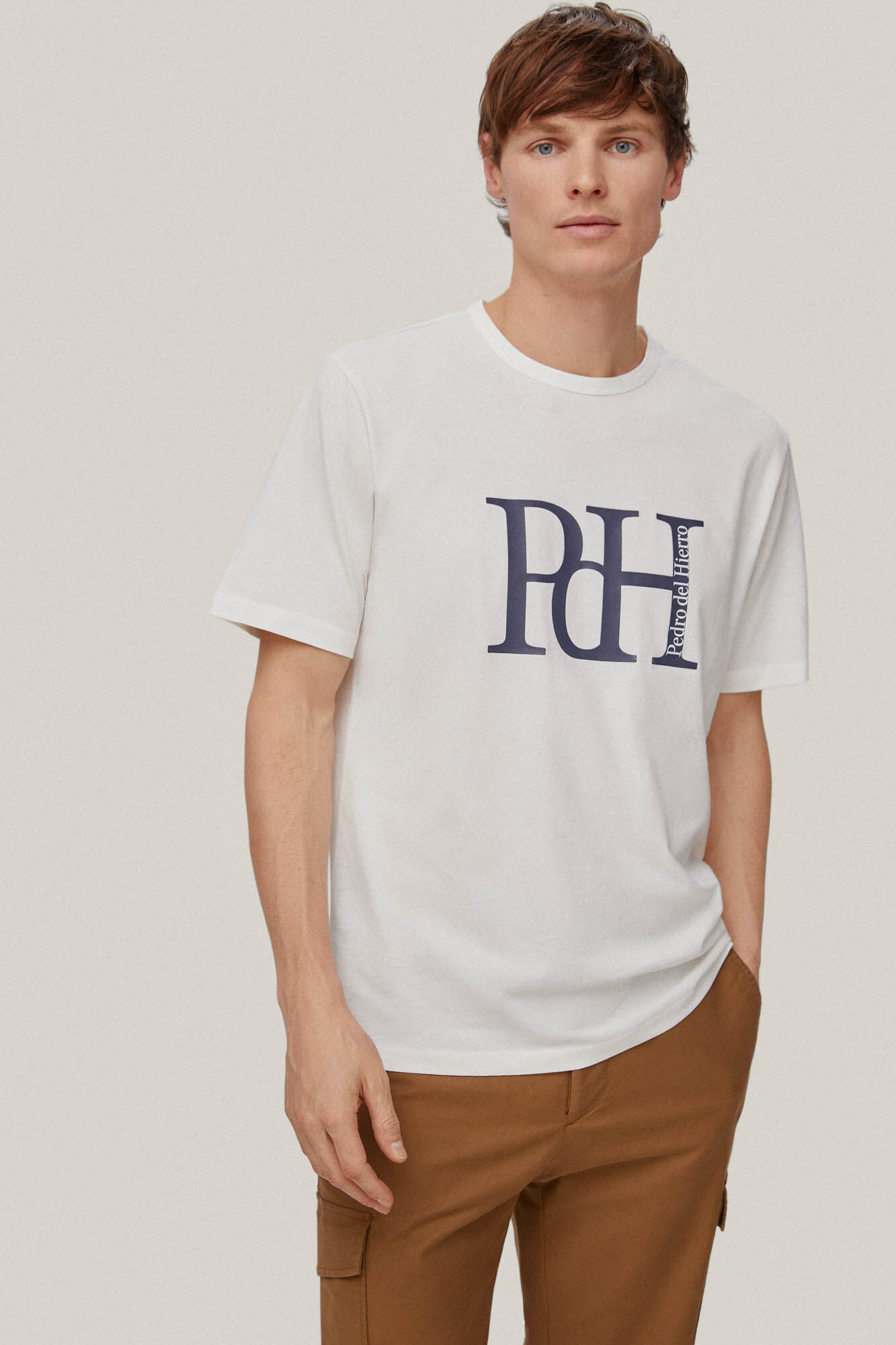 Camiseta com logo grande - Branca