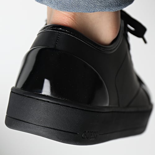 Baskets FM5UDIFAB12 Black