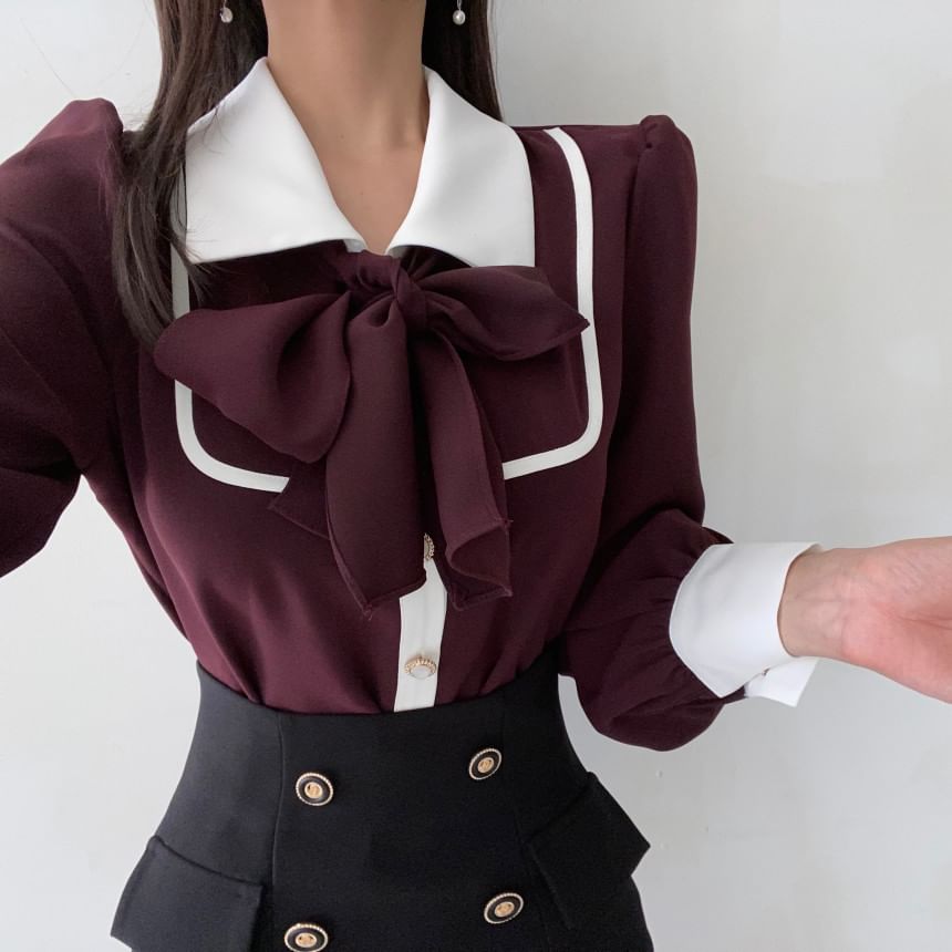 MELLO - Blouse met lange mouwen, kraag en linthals in twee kleuren