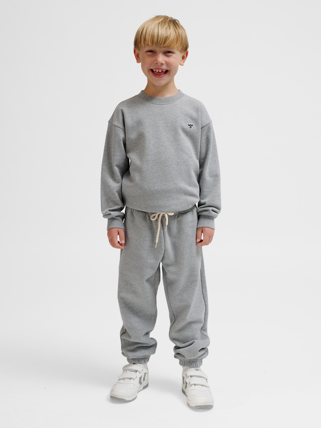 hmlJR LOOSE SWEATPANTS BEE