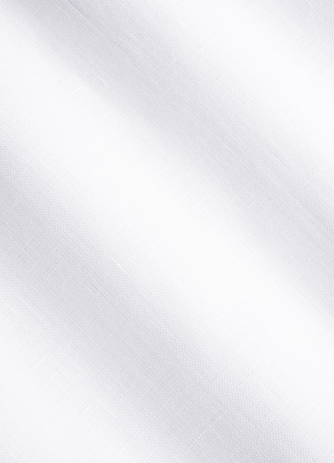 Chemise coupe ajustée à col cubain blanche
