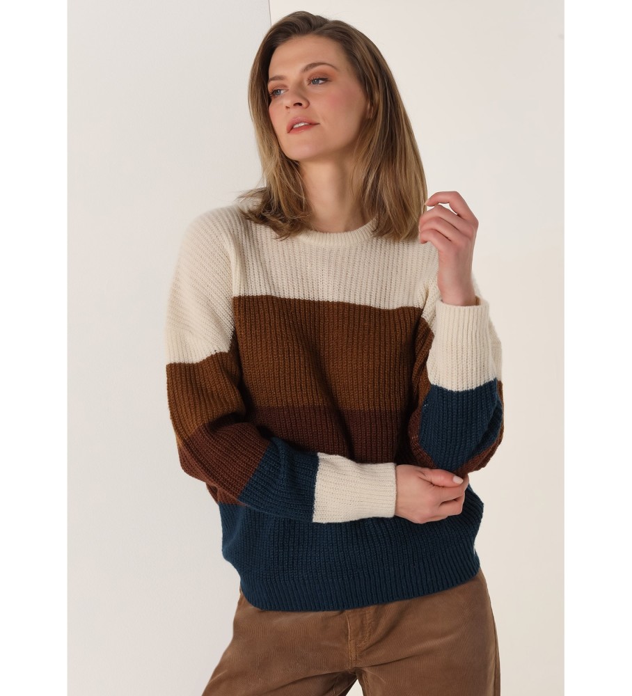 Blusa Lois em malha jersey com gola quadrada e listras jacquard.