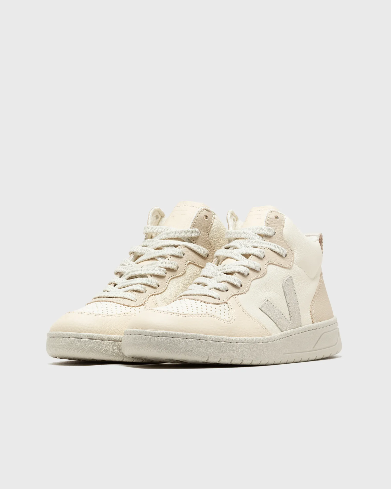Veja V-15 CHFREE L