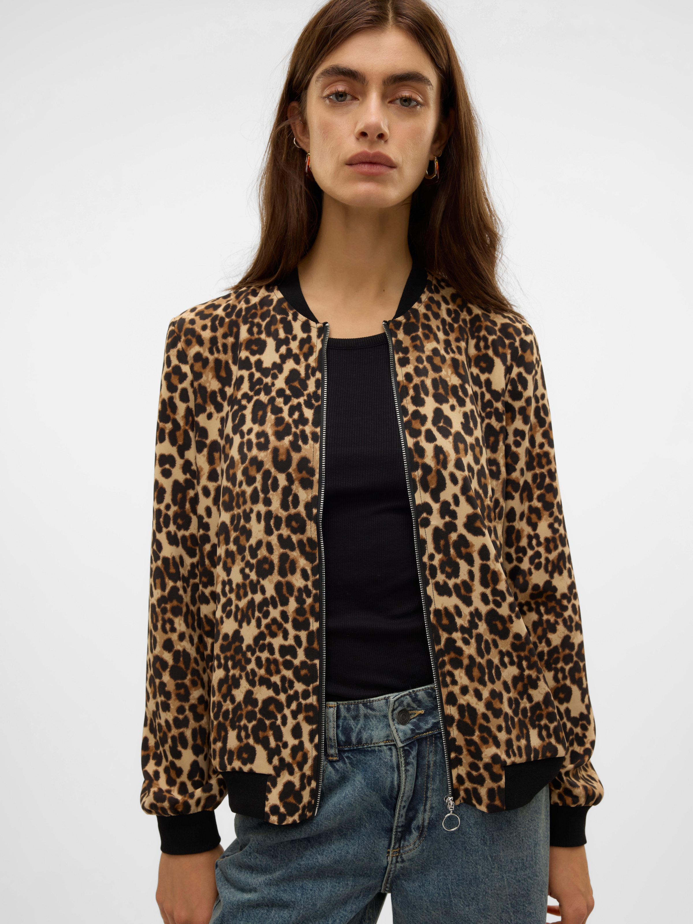 Vero Moda Blouson »VMCOCO L/S BOMBER AOP WVN NOOS« mit Blumenprint