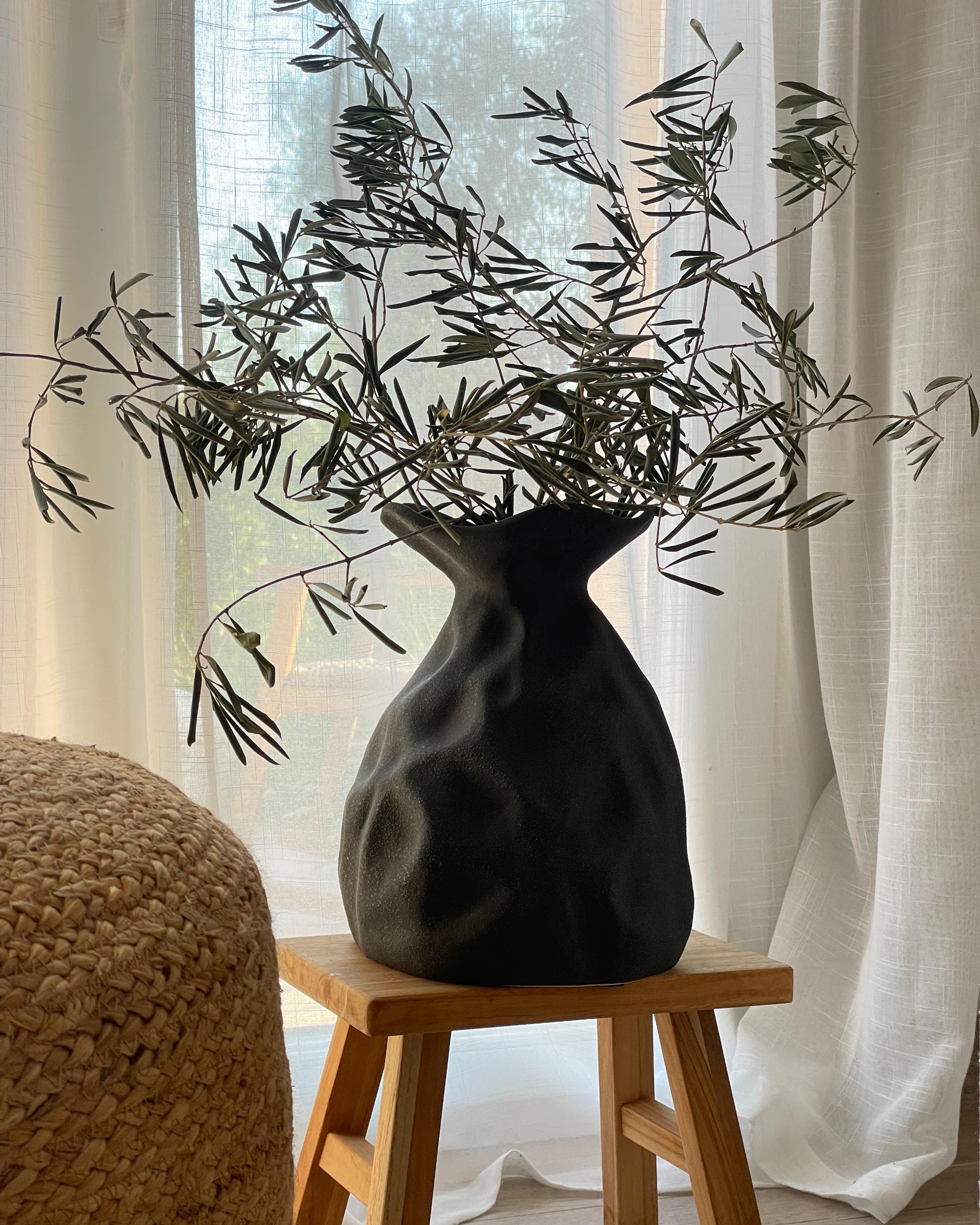 Bloemenvaas COONTAIL Steengoed 31 cm Zwart