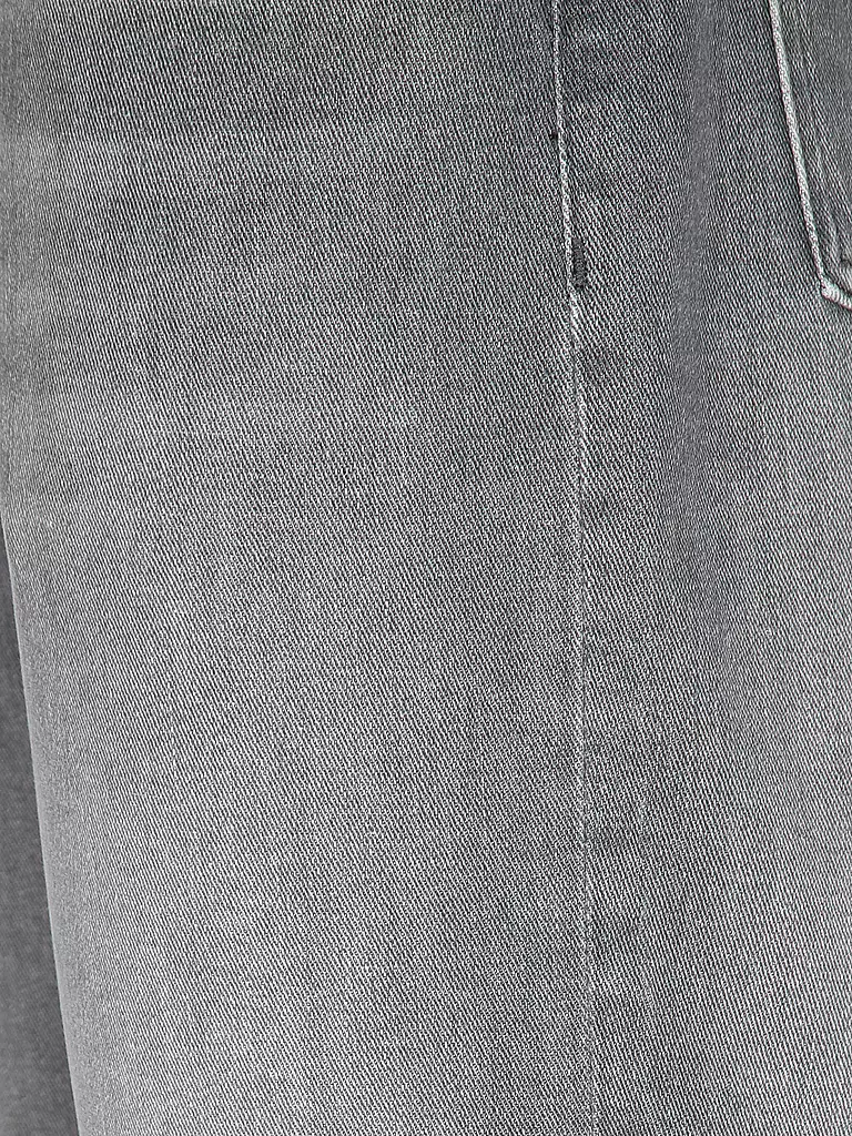 BOSS Jeans Regular Fit grau
