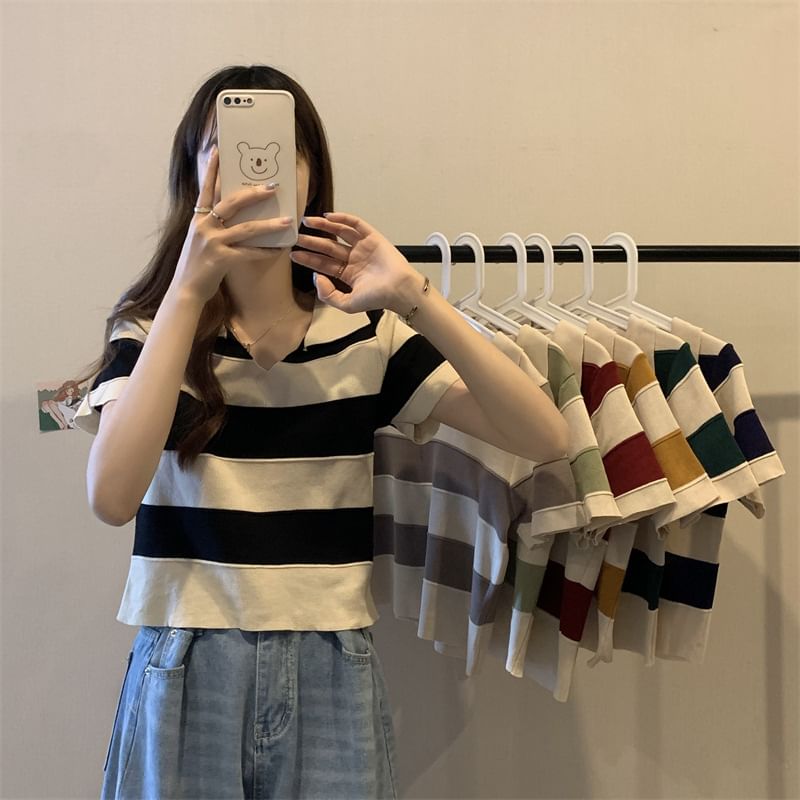 Allinya - Gestreept T-shirt met korte mouwen en kraag