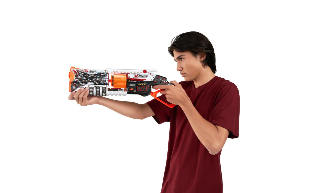 X-shot Skins Lock Blaster met 16 darts