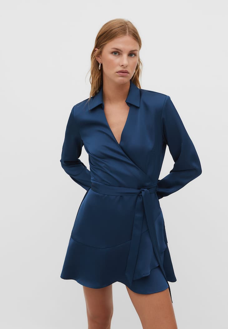 Vestido curto de cetim