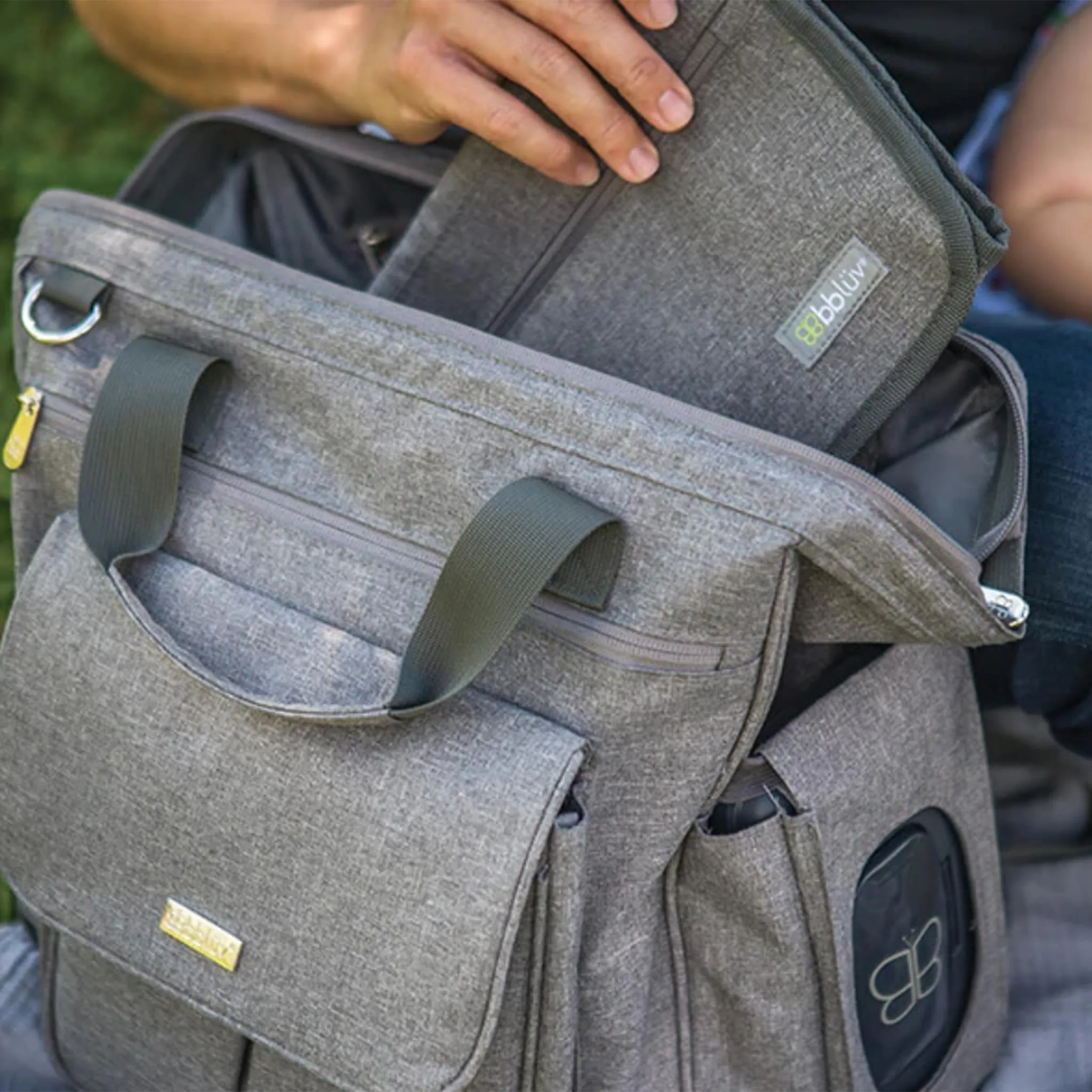 Bblüv Sac à Couches à Dos Metrö - Gris