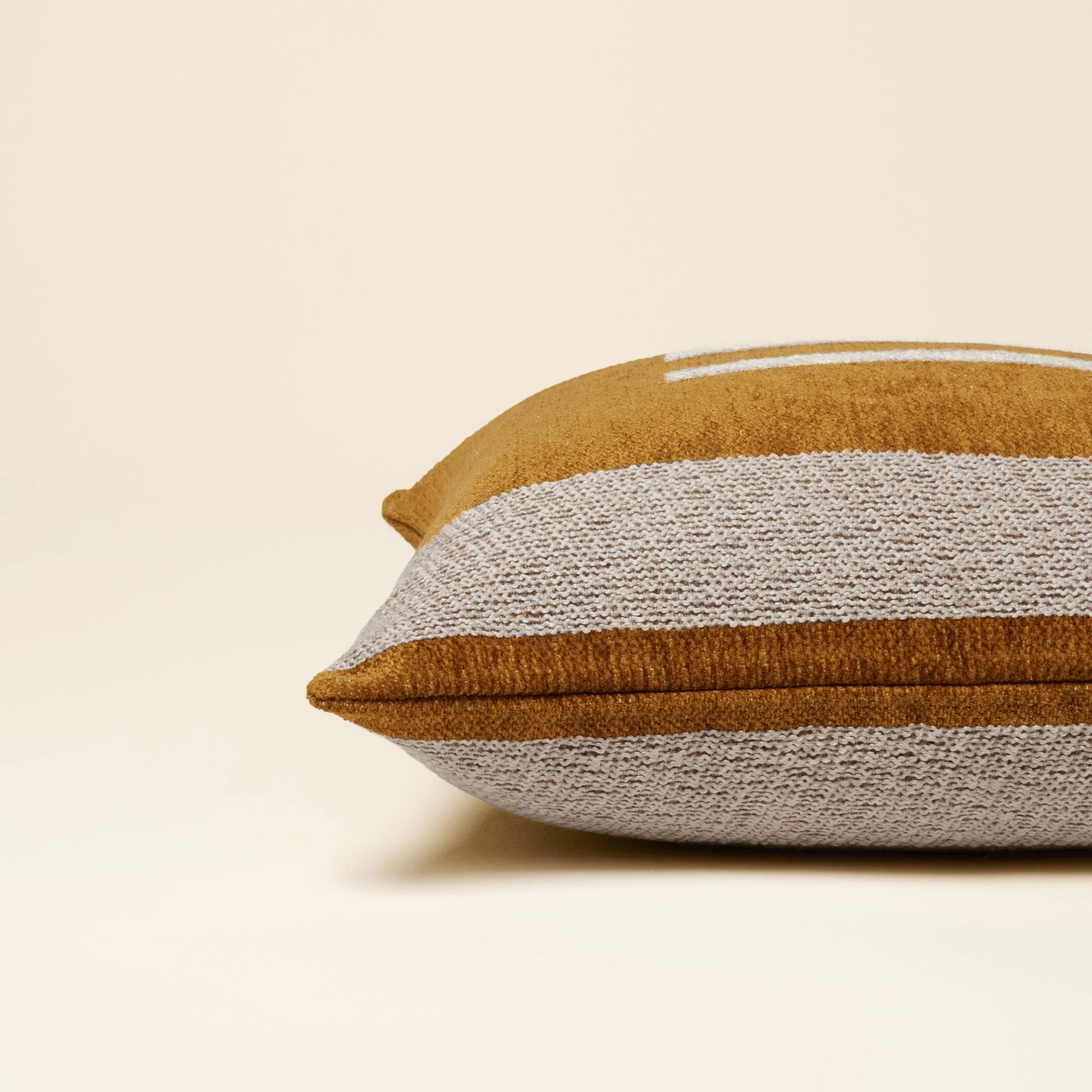 NILS - Housse de coussin | Jaune