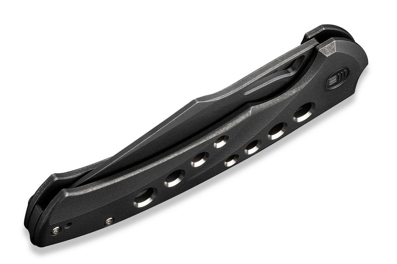 WE Knife Swiftfin WE23051-1 Black Stonewashed CPM 20CV, Black Titanium, Satin Holes zakmes