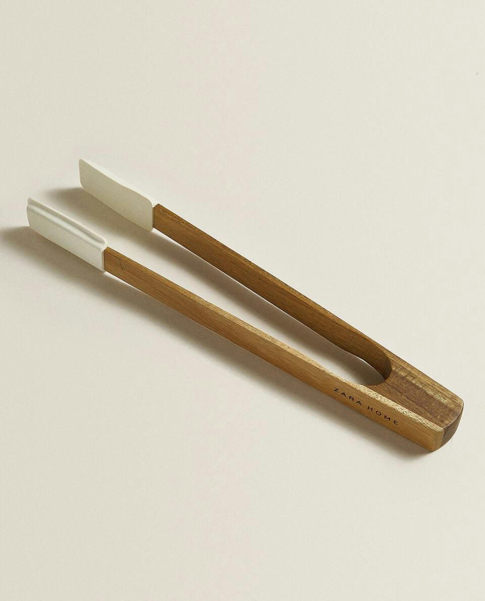 Pinças de silicone e madeira