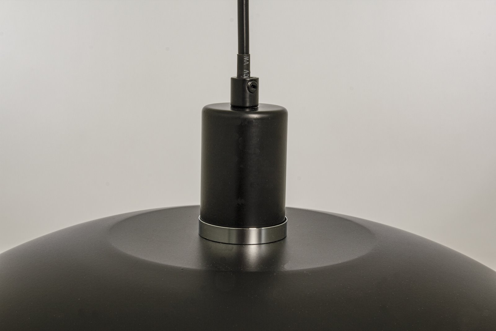 Alfa taklampe Svart E27, inkludert ringer i krom og matt messing