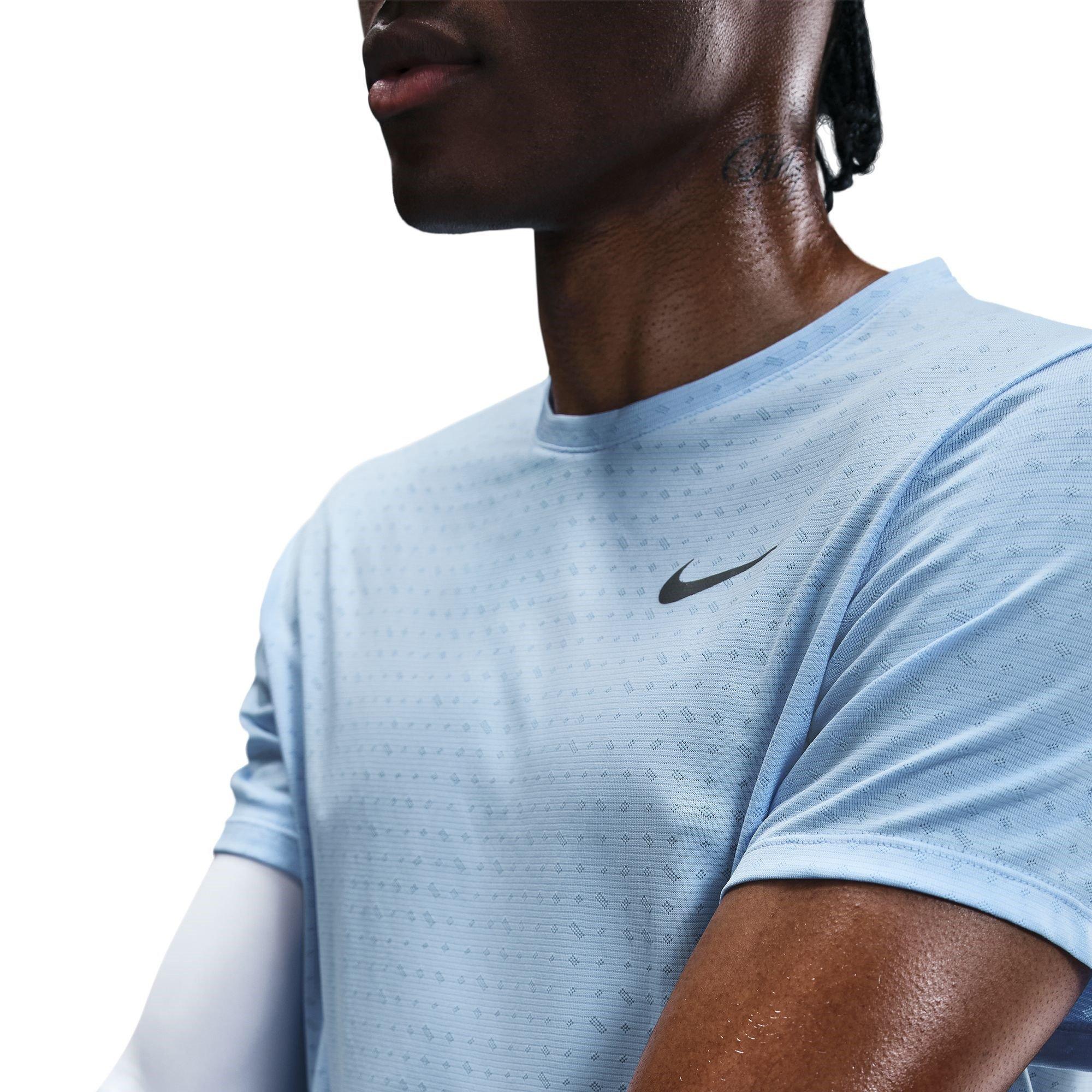 Nike Breathe Miler Sn53