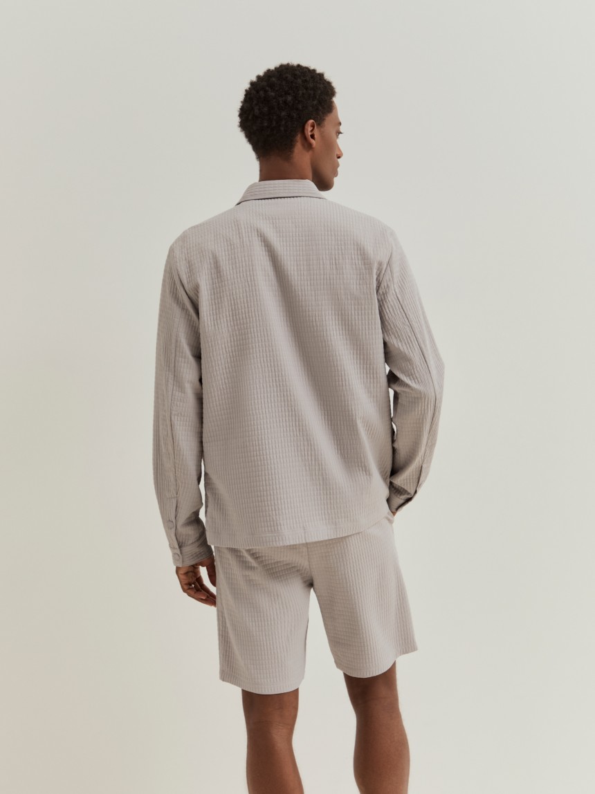 Sobrecamisa regular fit com textura acolchoada