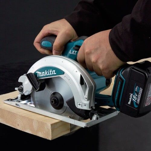 Makita DSS610RMJ 18V Li-ion accu cirkelzaag set (2x4.0Ah) in Mbox