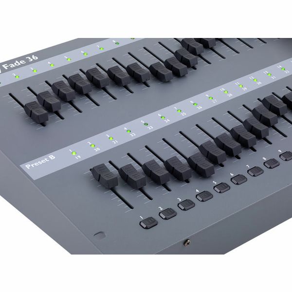 Showtec Easy Fade 36