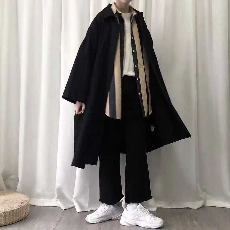 Wewewow - Lange trenchcoat met kraag en effen kleur