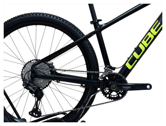 Produit reconditionné . Cube Race One XT 2022 . VTT . Cube . très bon état