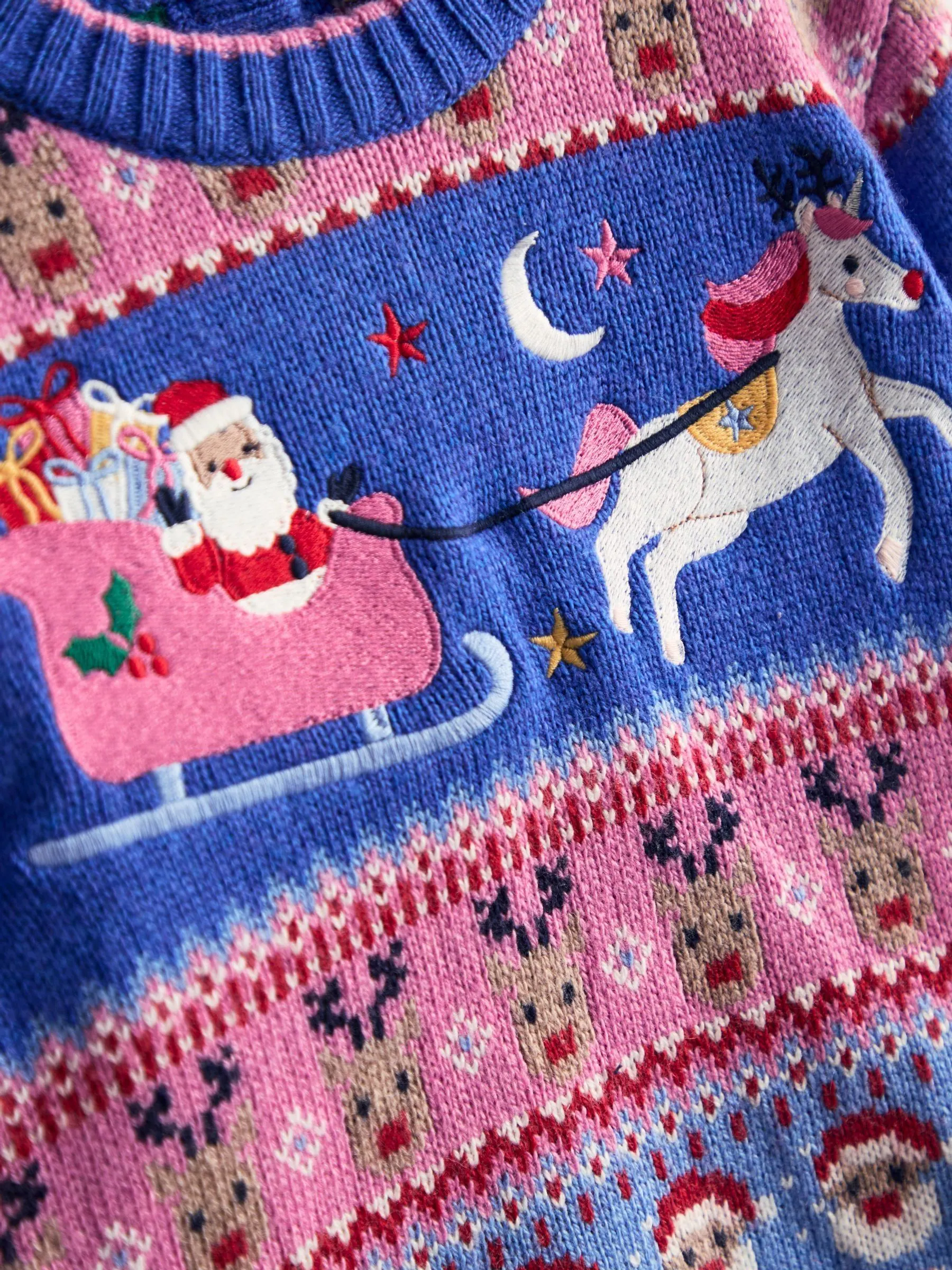 JoJo Maman Bébé Kersttrui met eenhoorn- en kerstmanfairislepatroon