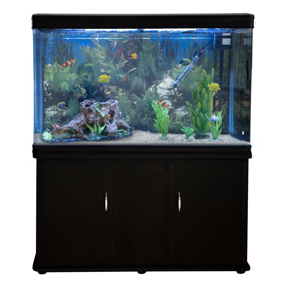 Aquário de 300 litros com gabinete preto, acessórios e cascalho branco.