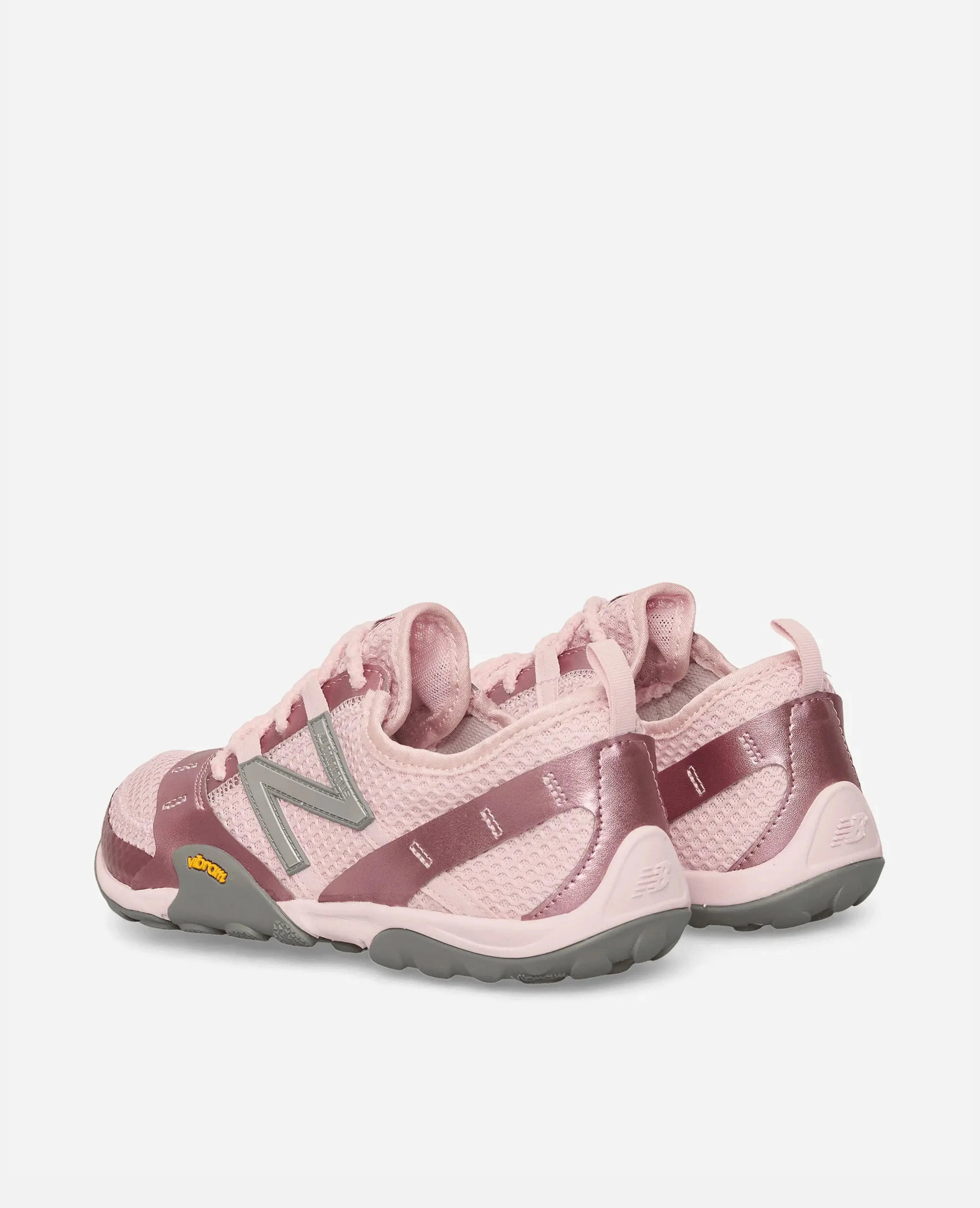 New Balance WMNS MT10 (Rose Sugar)