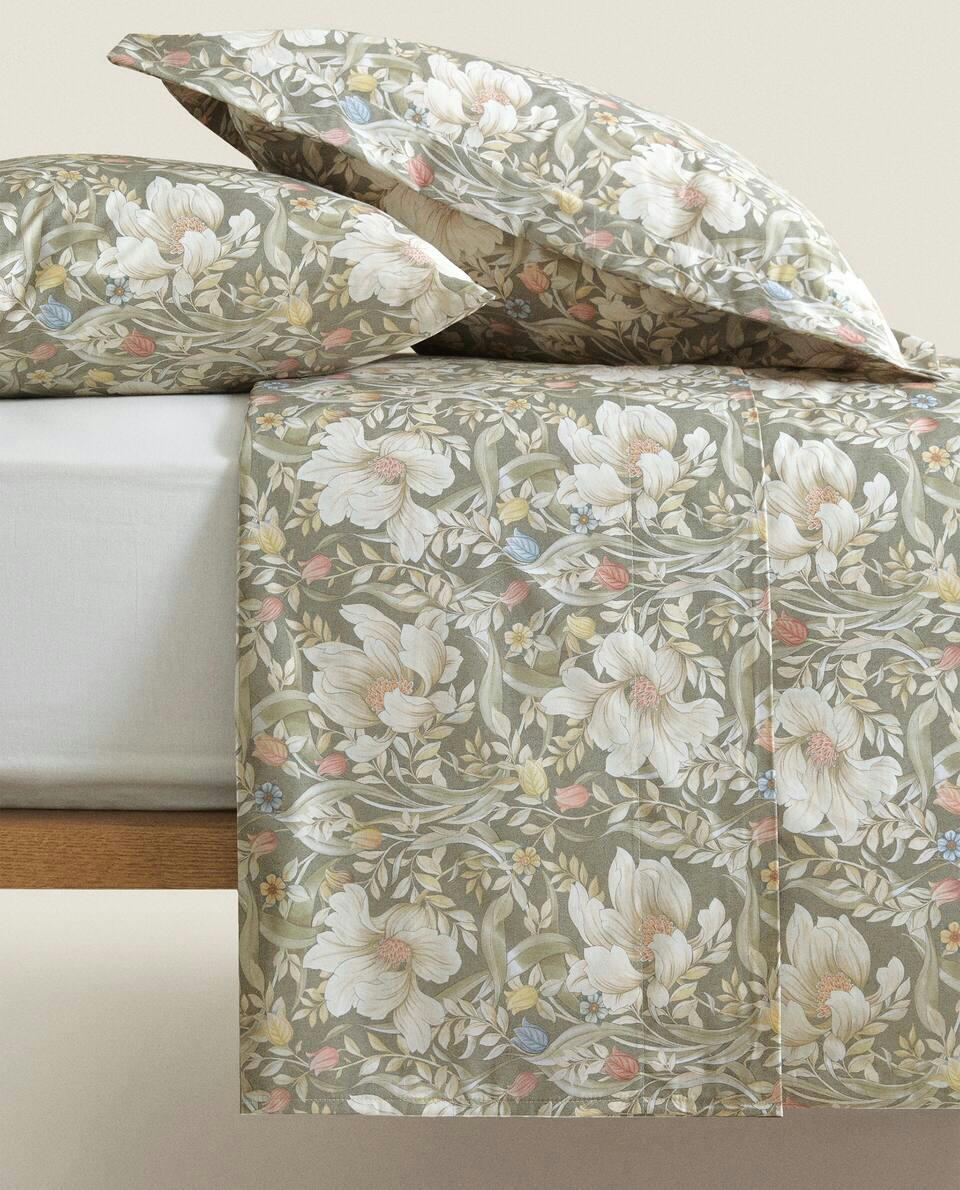 CAPA DE EDREDOM COM ESTAMPA FLORAL