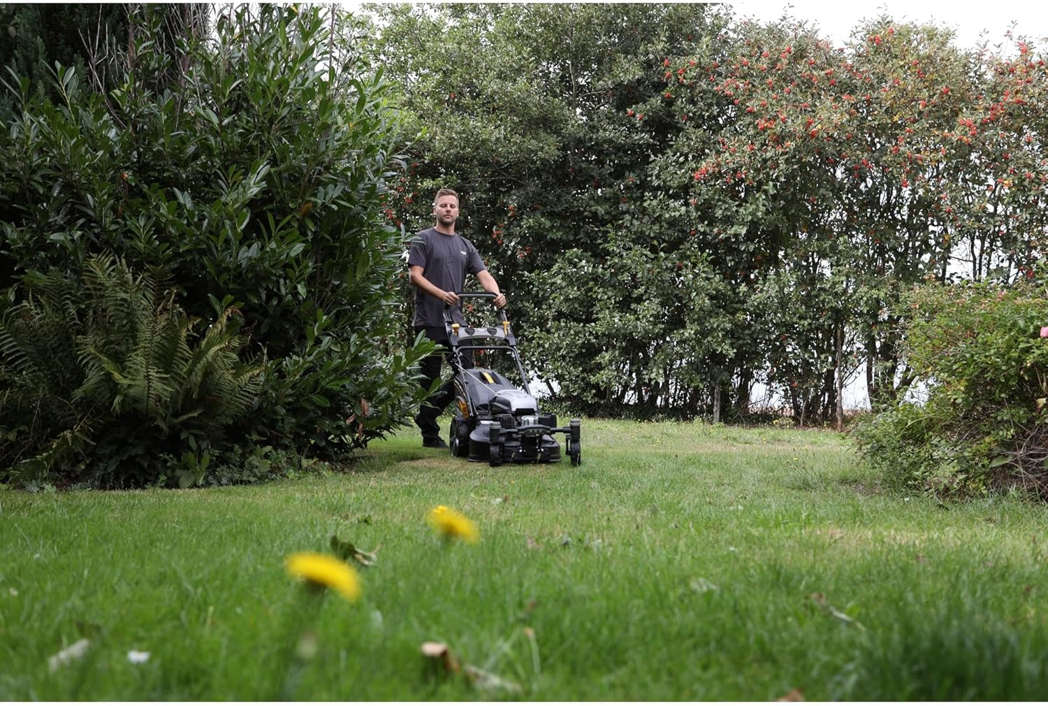 TEXAS Profi Rasenmäher Benzin mit Antrieb Radantrieb E-Start Hochgrasmäher ZT 5110TR/WE Zero Turn 3in1 schwenkbare Vorderachse | sehr wendig | 196cm³ | 4-Takt | 51cm | 4,9PS | 28-75mm | Mulchfunktion