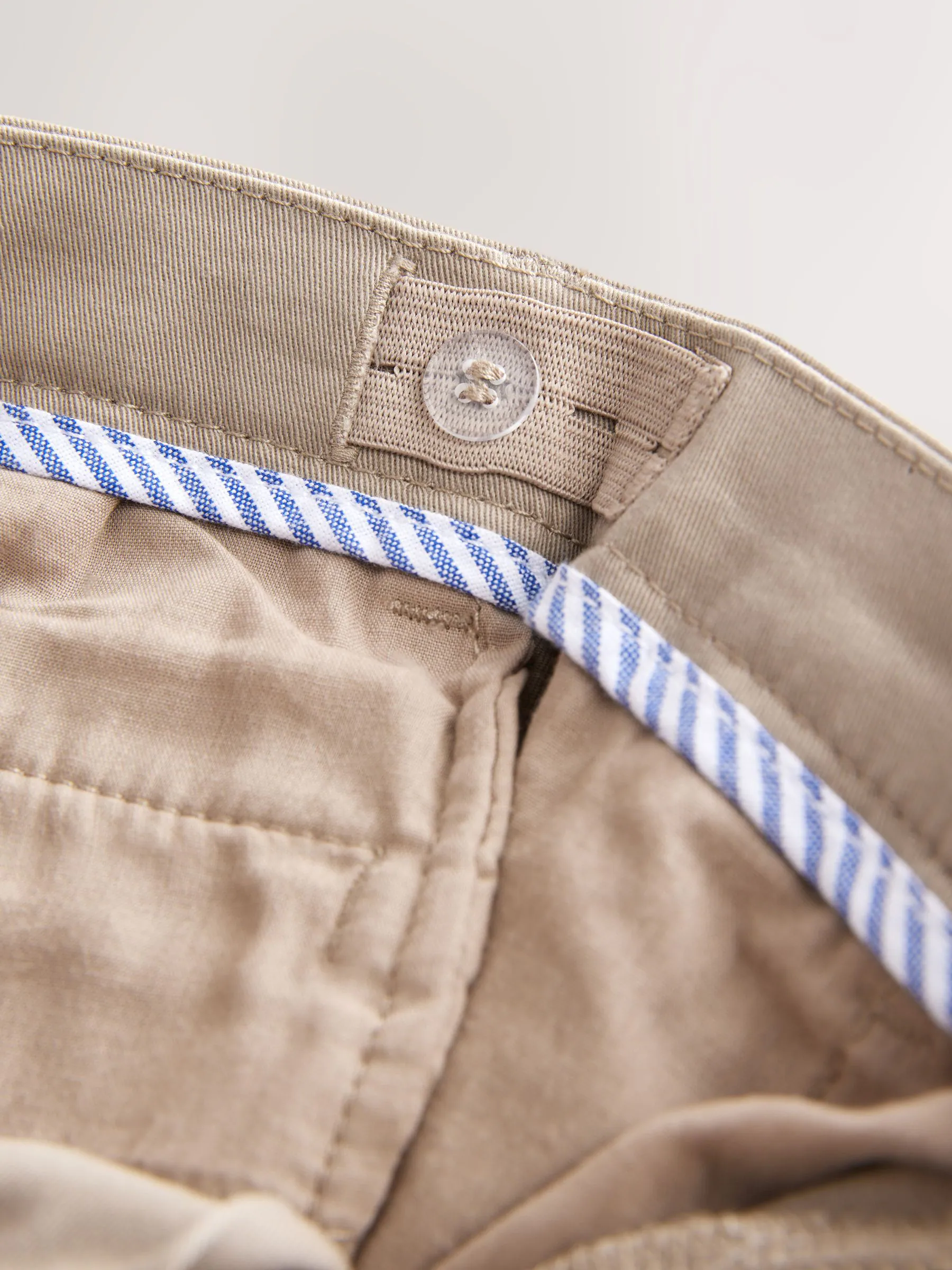Pastelgeel - Stretchy chino's (3-17jr)