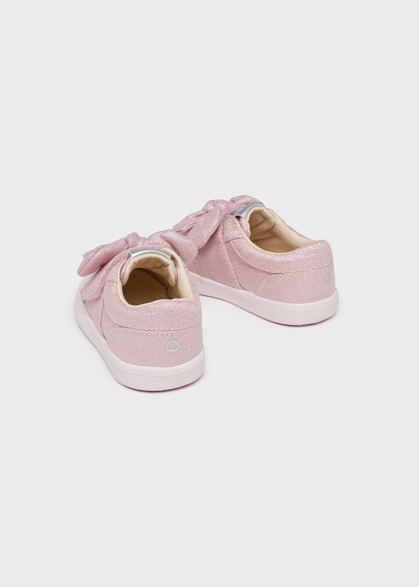 Conjunto esportivo para bebê com laço
