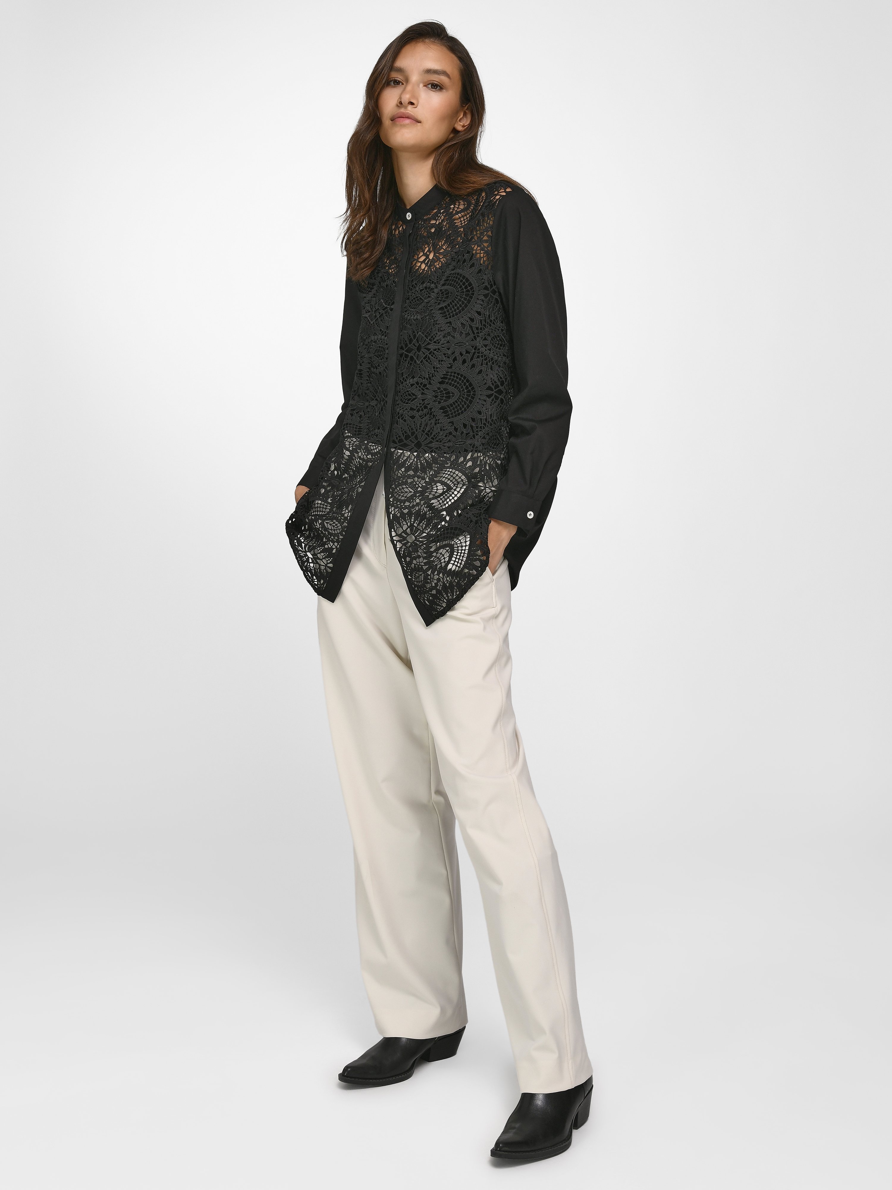 Long-Bluse mit Stehkragen