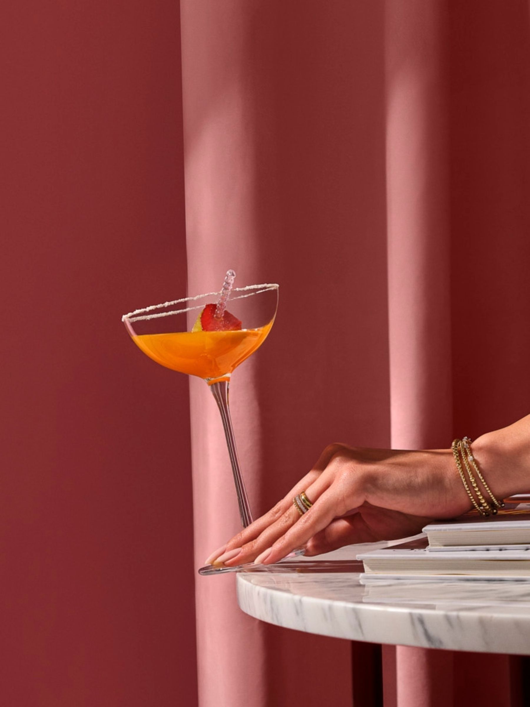 Nude Set of 2 Hepburn Coupe Glasses