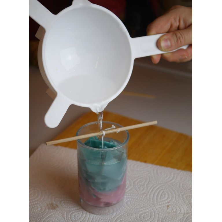 Schmelzkelle aus Kunststoff