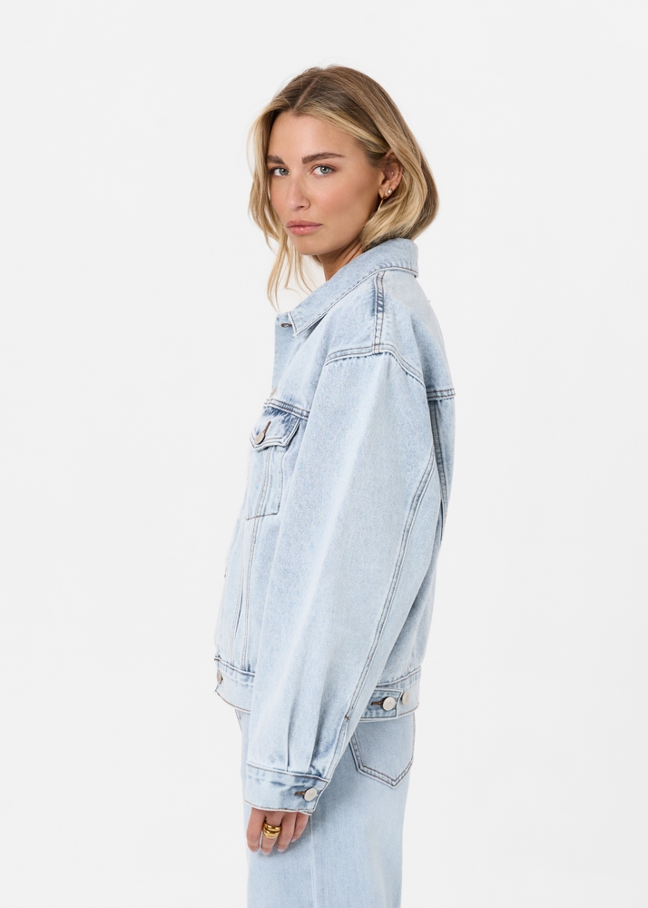 Boxy denim jacket sky blauw